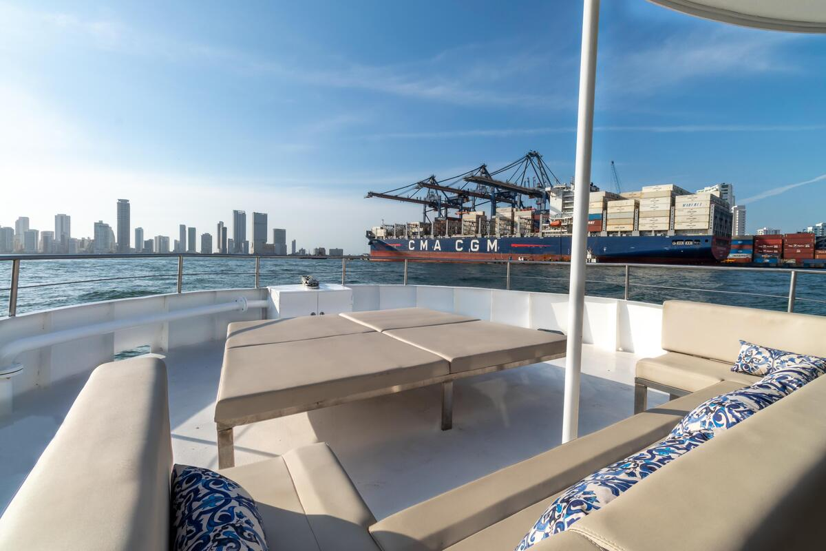 Elite Mavi Soul  Power Catamaran image 3