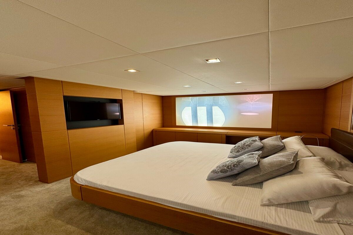 Elite Pershing Macan image 6