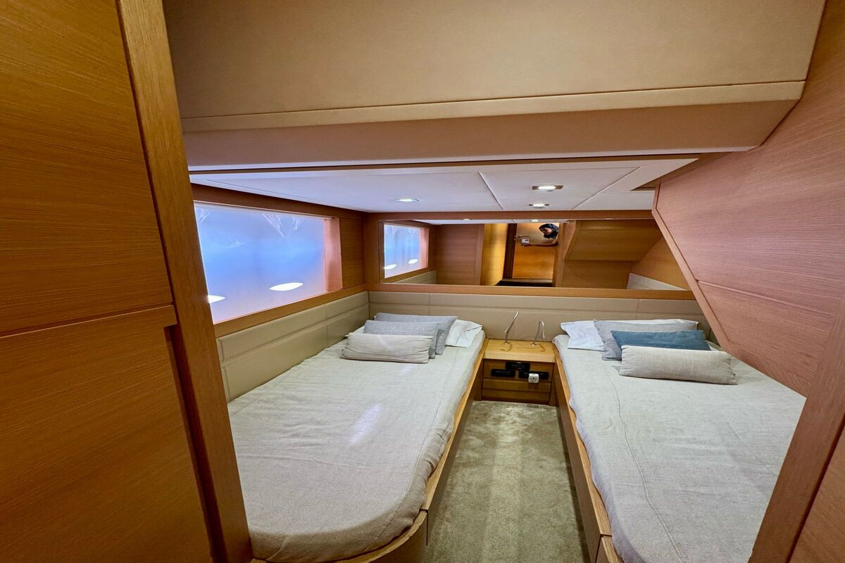 Elite Pershing Macan image 7