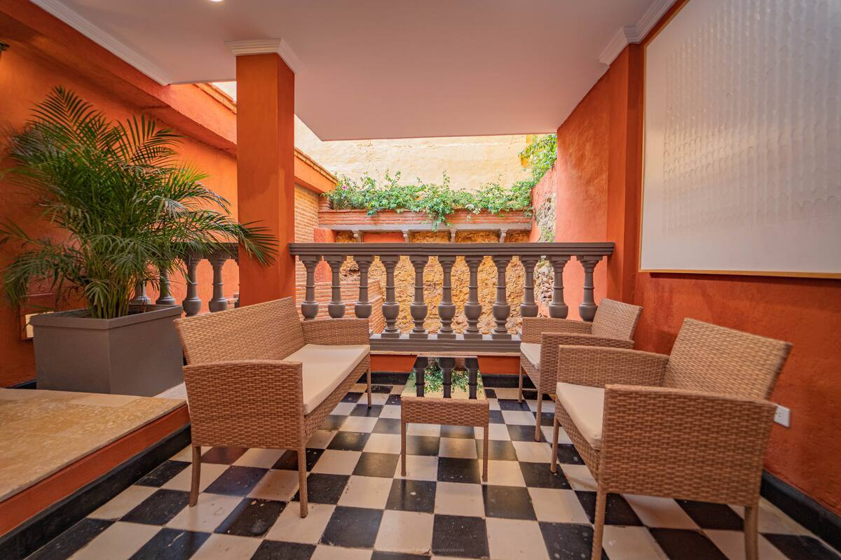 Luxury 10 Bedroom Villa in Walled City Cartagena image 5