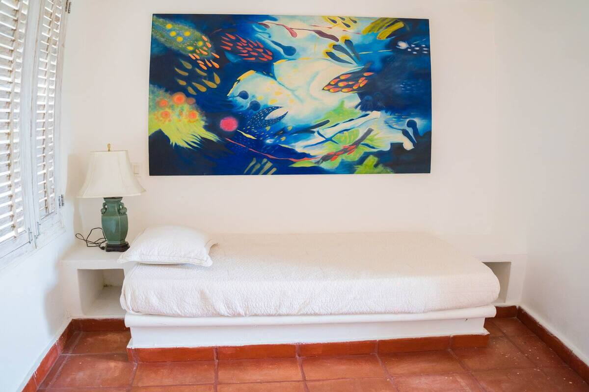 4 Bedroom Beautiful House in Old City image 4