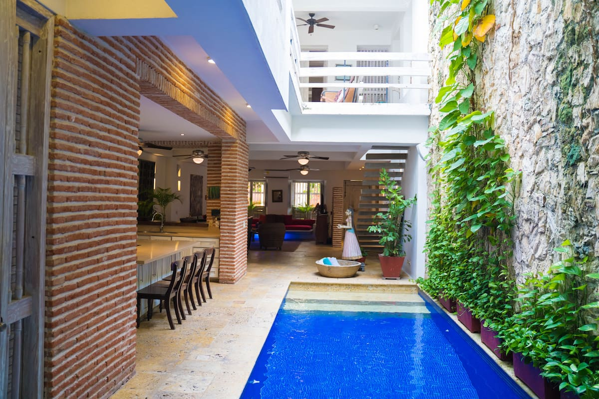 4 Bedroom Beautiful House in Old City image 9