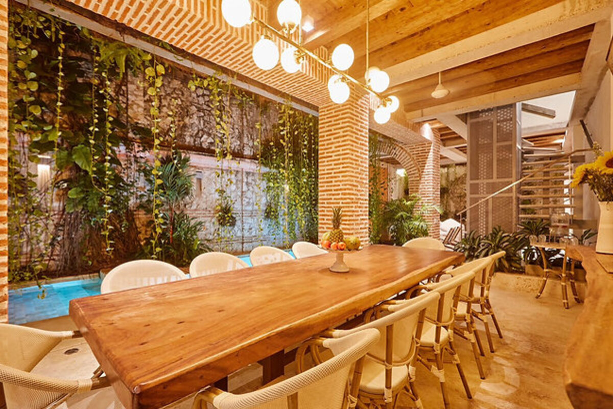 4 Bedroom Luxury Villa in Old City image 3