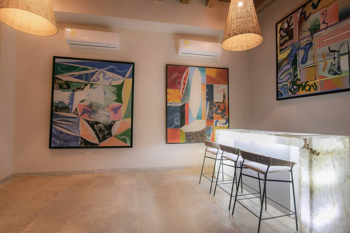 7 Bedroom Luxury Villa in Walled City image 4