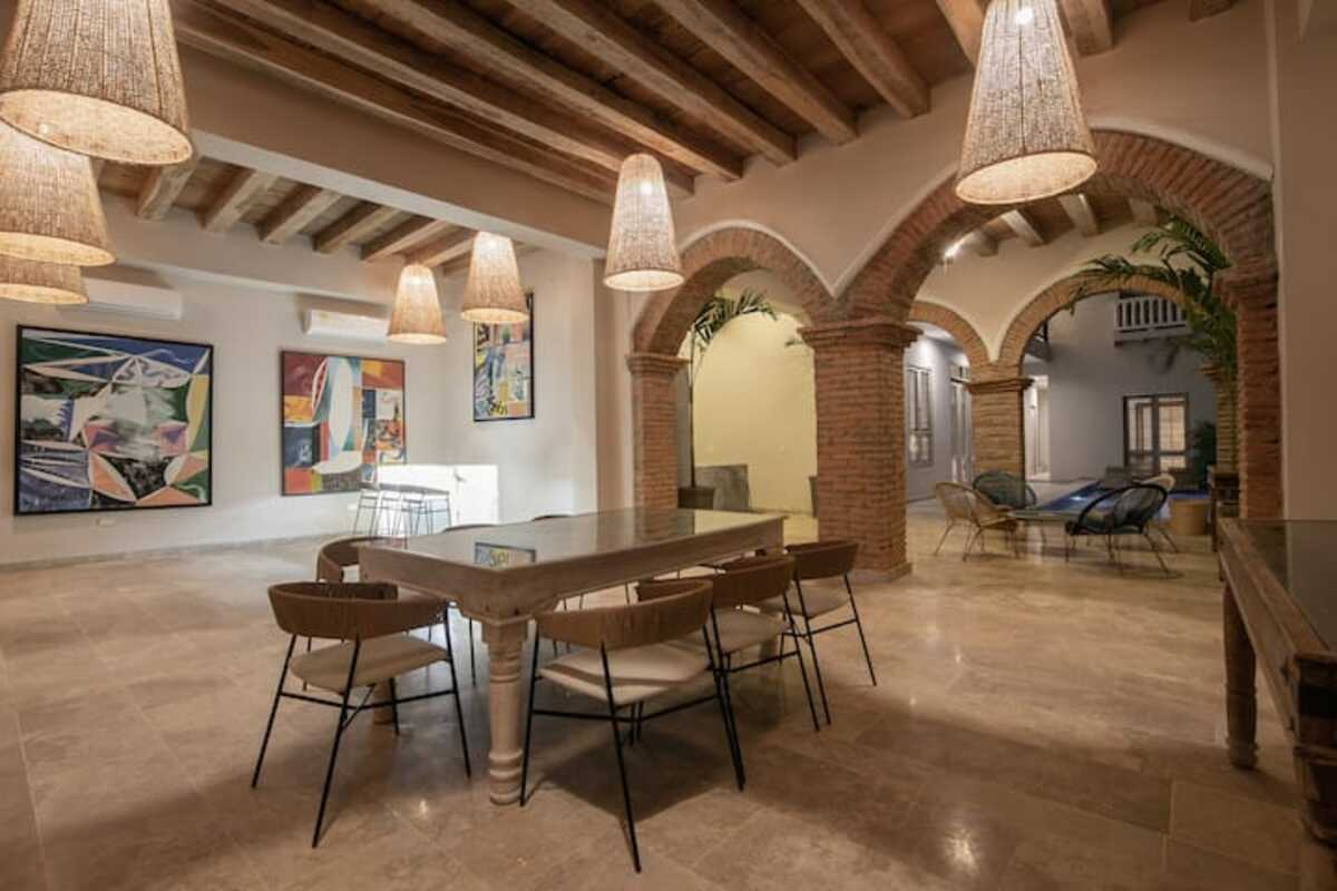 7 Bedroom Luxury Villa in Walled City image 7