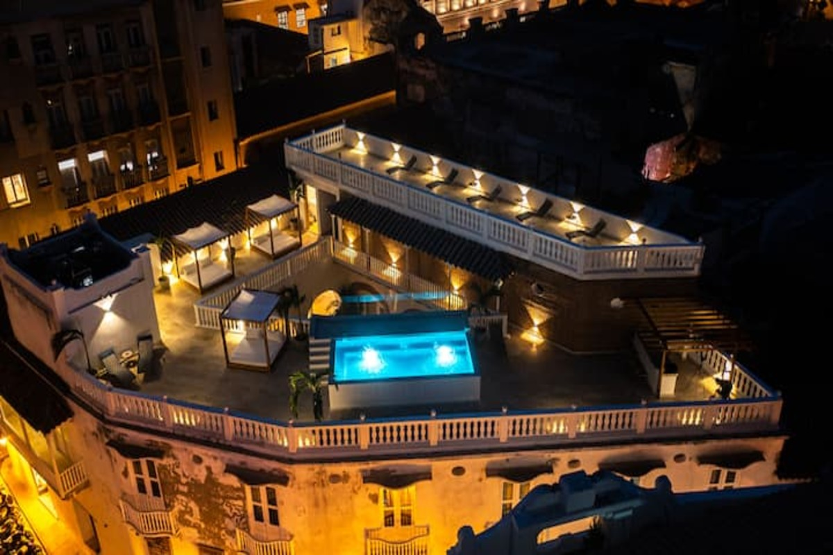 11 Bedroom Villa in the Old City image 2