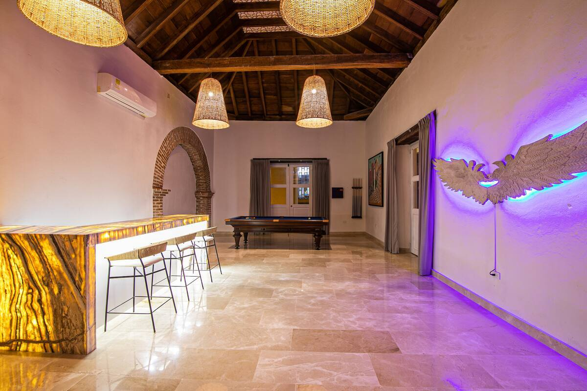 11 Bedroom Villa in the Old City image 6