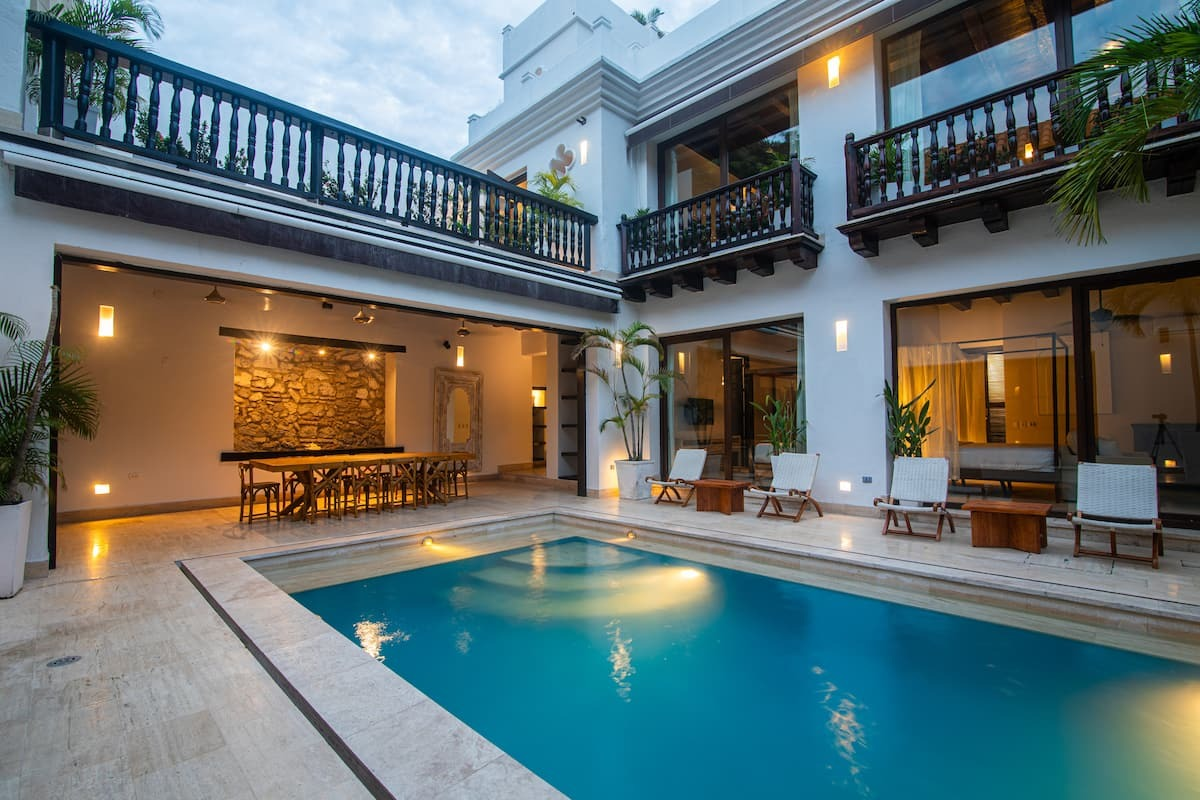 Luxury 7 Bedroom Villa in Walled City image 8