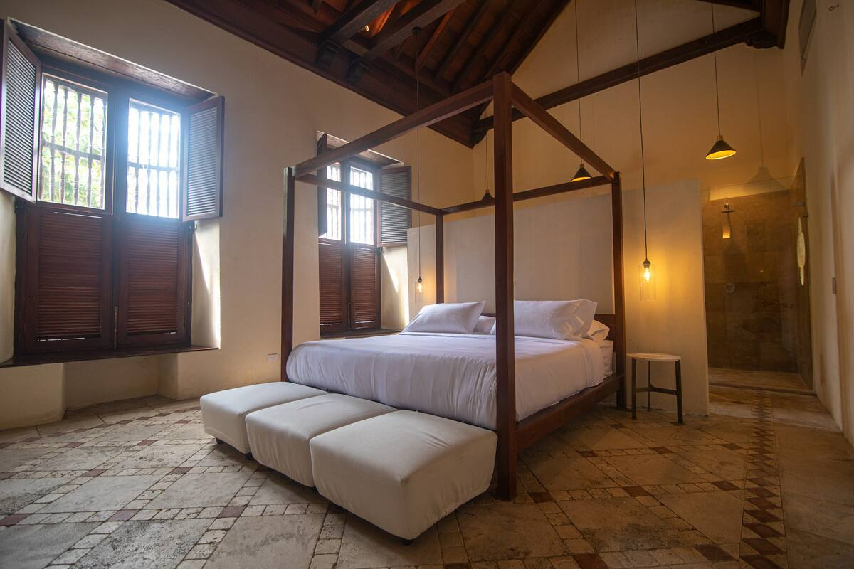 9 Bedroom Luxury Mansion In Old City image 9